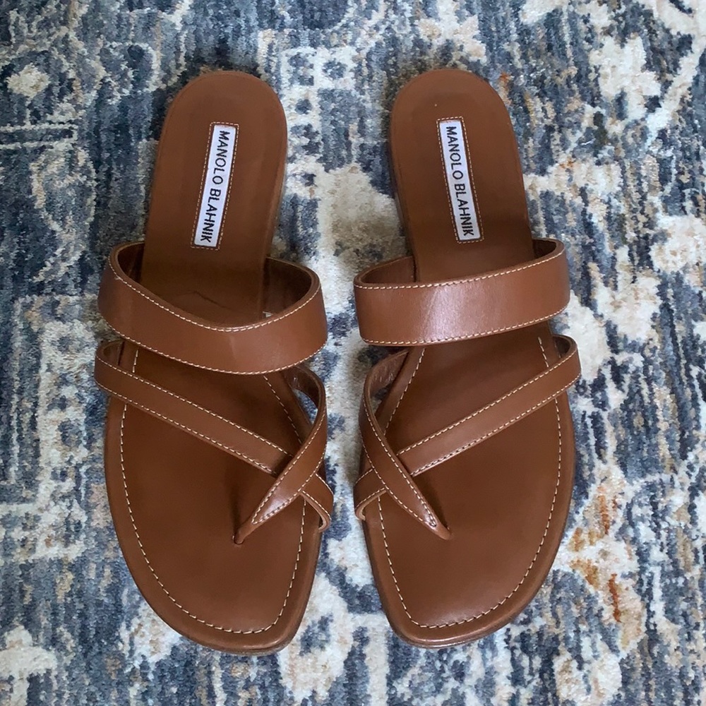 Manolo Blahnik Susa Brown Flat Sandals